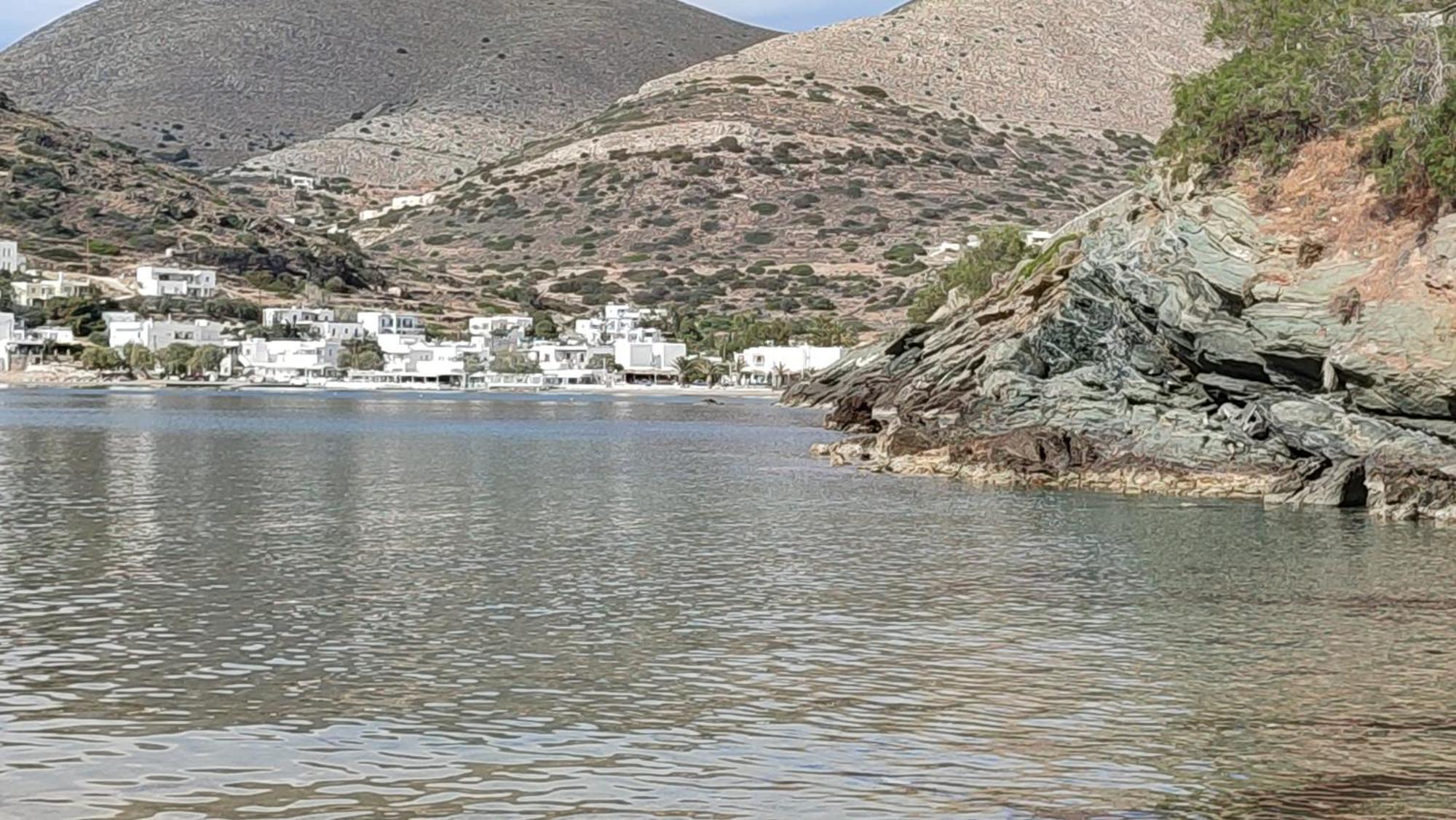 White Lotus Seaside Apartment Kini Exterior foto
